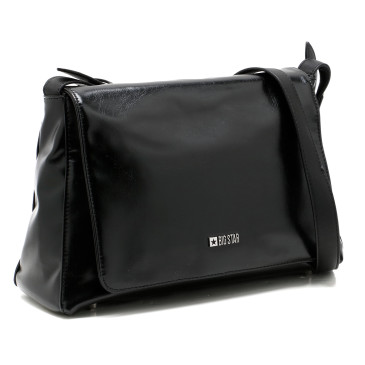 Listonoszki GUESS GIULLY TOP ZIP SHOULDER BAG QG874816
